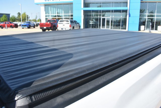 Used 2021 Chevrolet Silverado 2500 Custom w/ Custom Value Package image 11