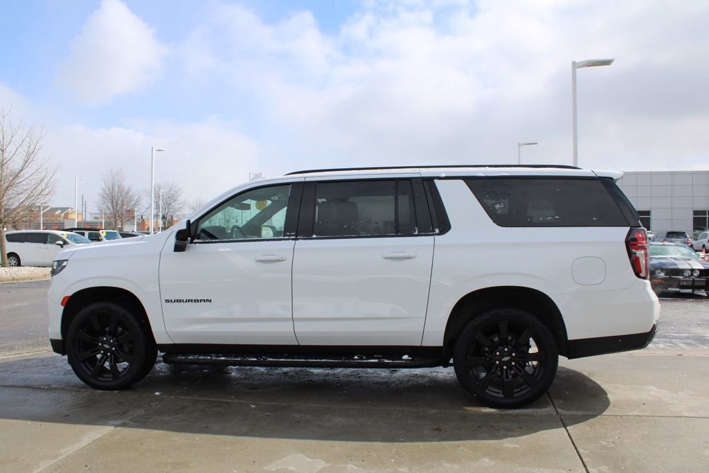 Used 2021 Chevrolet Suburban RST image 4