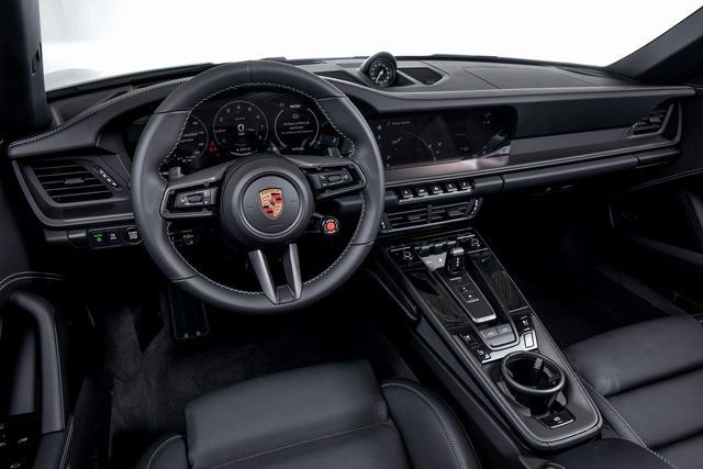 Certified 2026 Porsche 911 Targa 4 GTS image 27