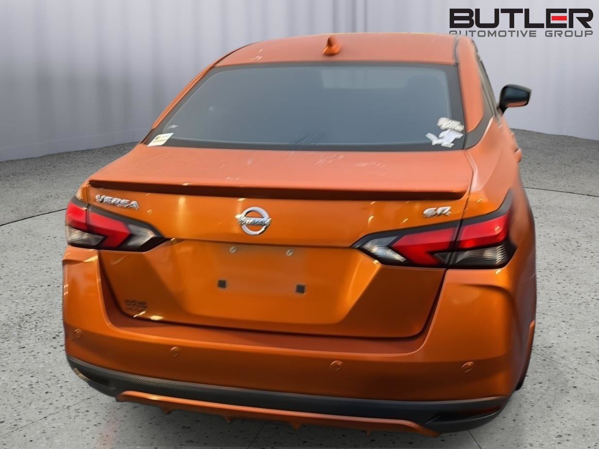 Used 2020 Nissan Versa SR w/ Convenience Package FWD image 9