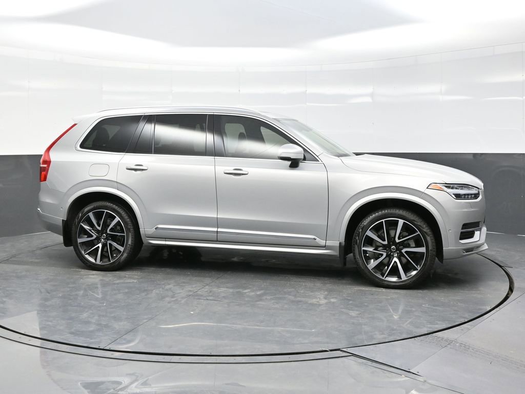 Used 2023 Volvo XC90 B6 Plus w/ Protection Package Premier AWD/4WD image 8