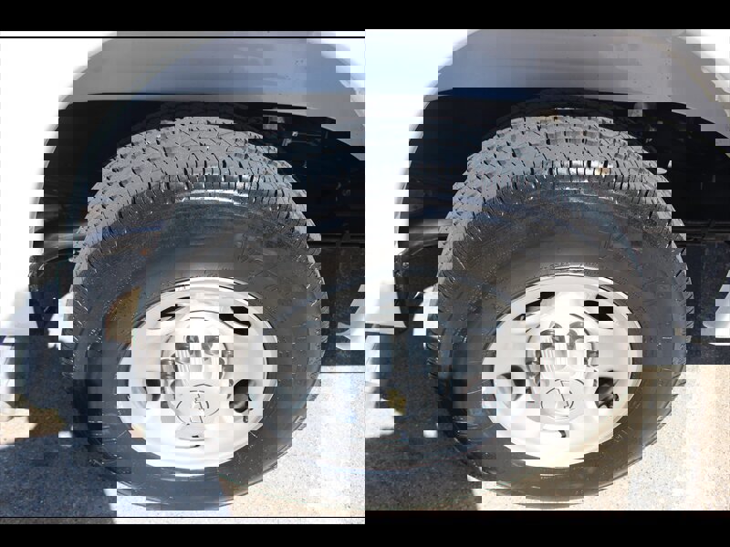 Used 2025 Chevrolet Express 3500 LS RWD image 29