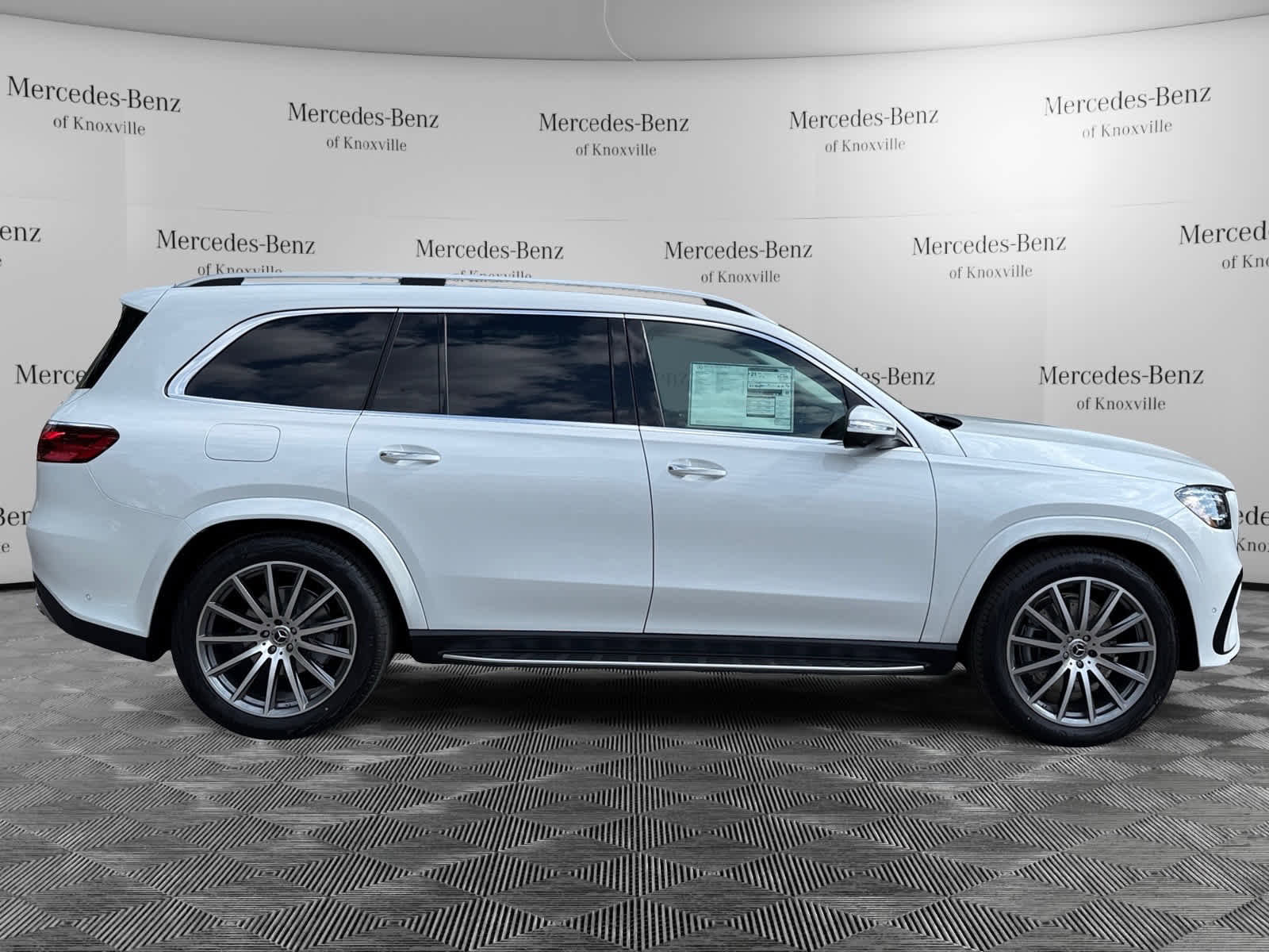 New 2026 Mercedes-Benz GLS 450 4MATIC image 6