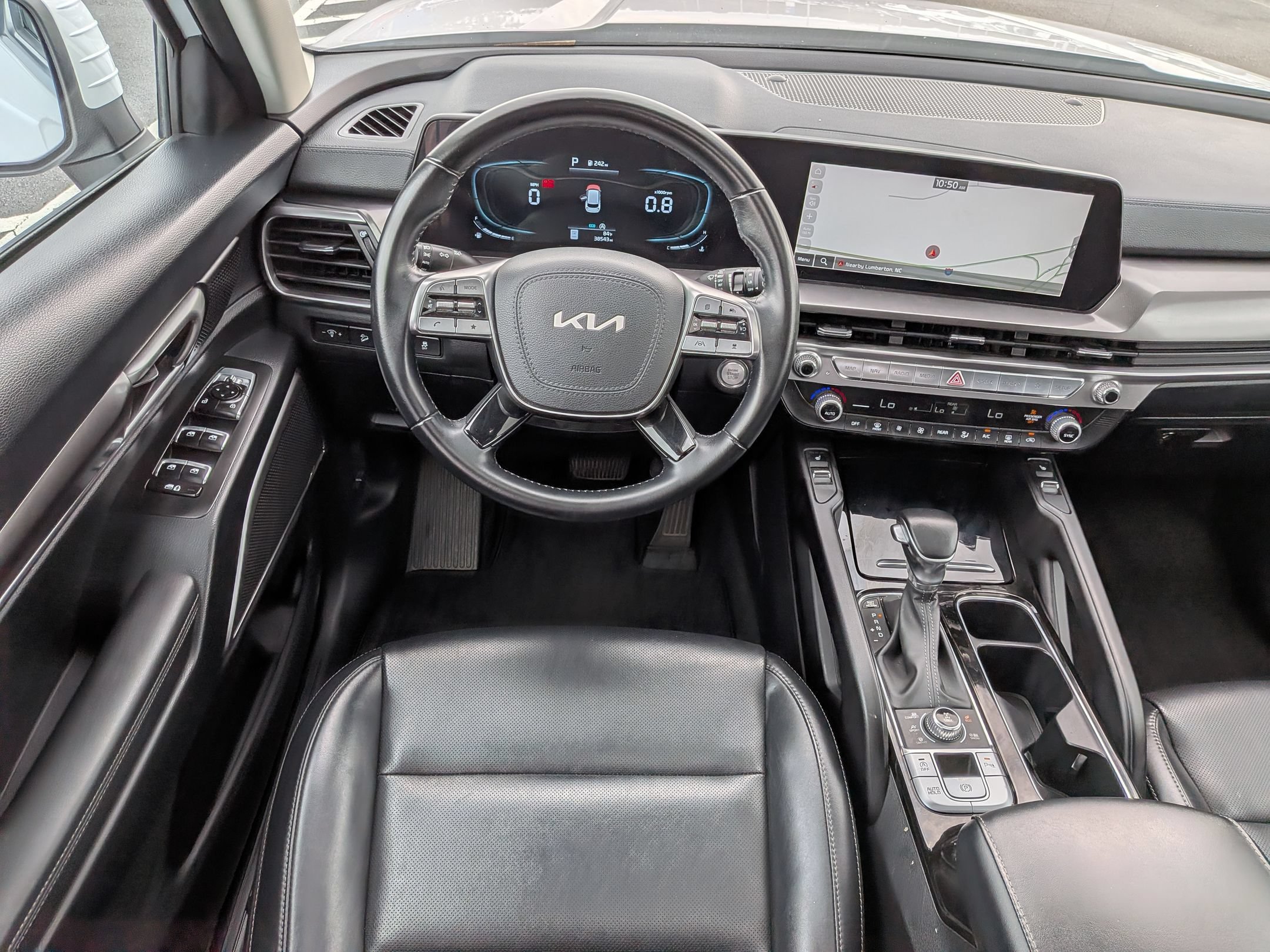 Used 2025 Kia Telluride S AWD/4WD image 33