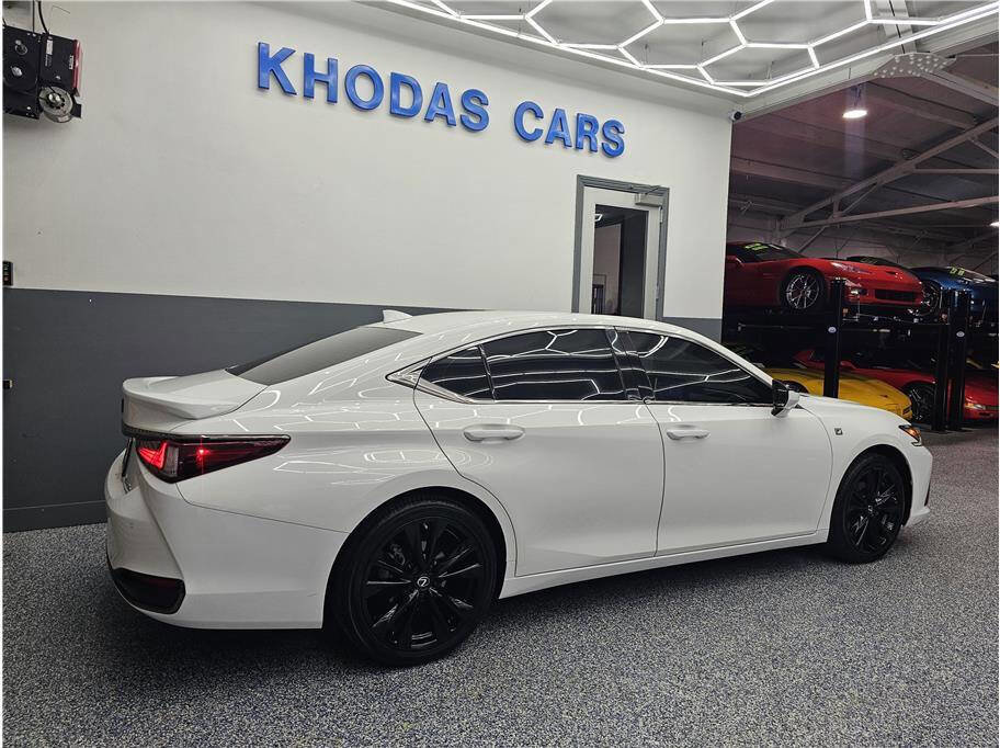 Used 2023 Lexus ES 300h F Sport w/ Accessory Package (Z2) FWD image 6