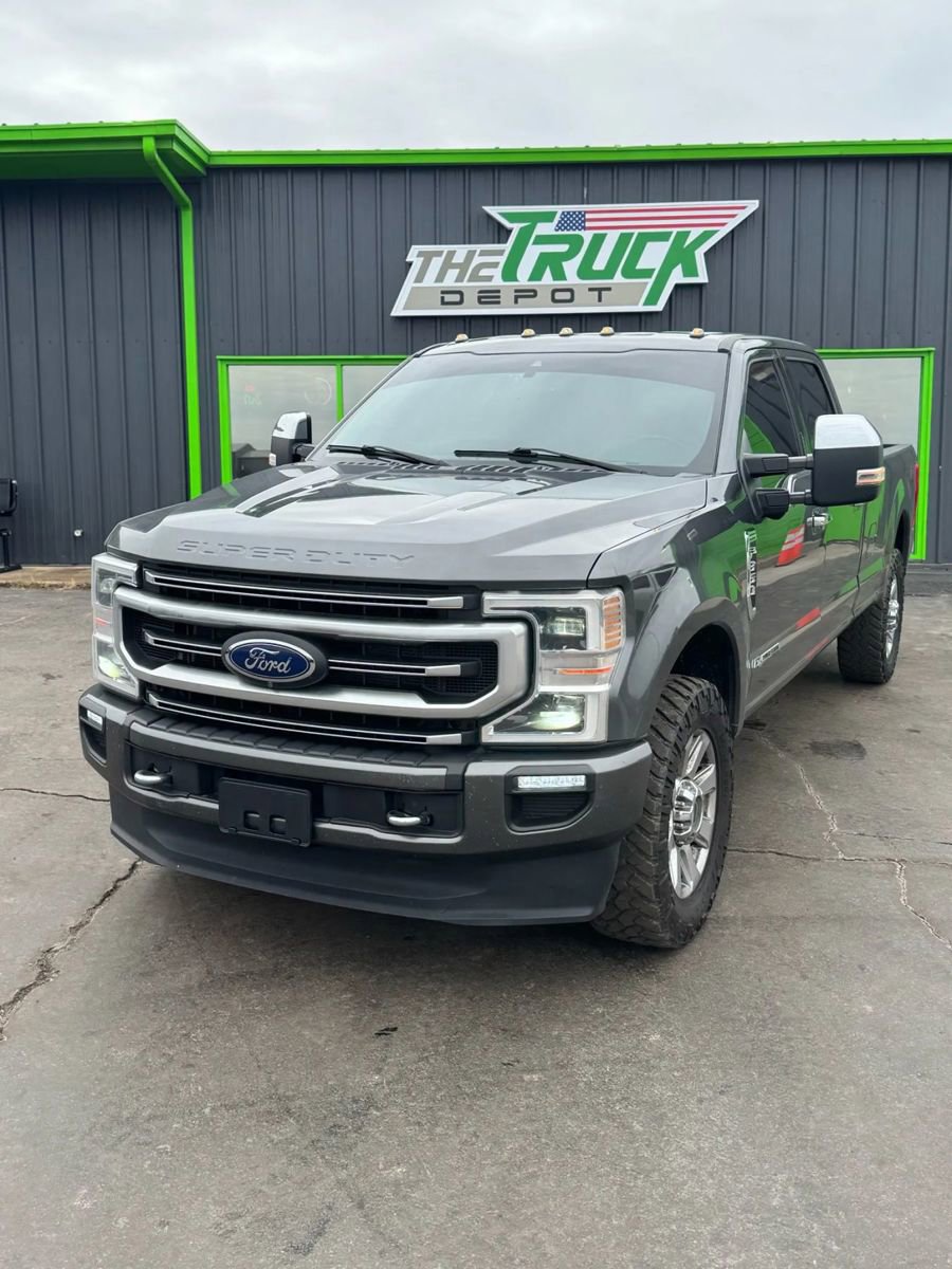 Used 2020 Ford F350 Platinum image 3