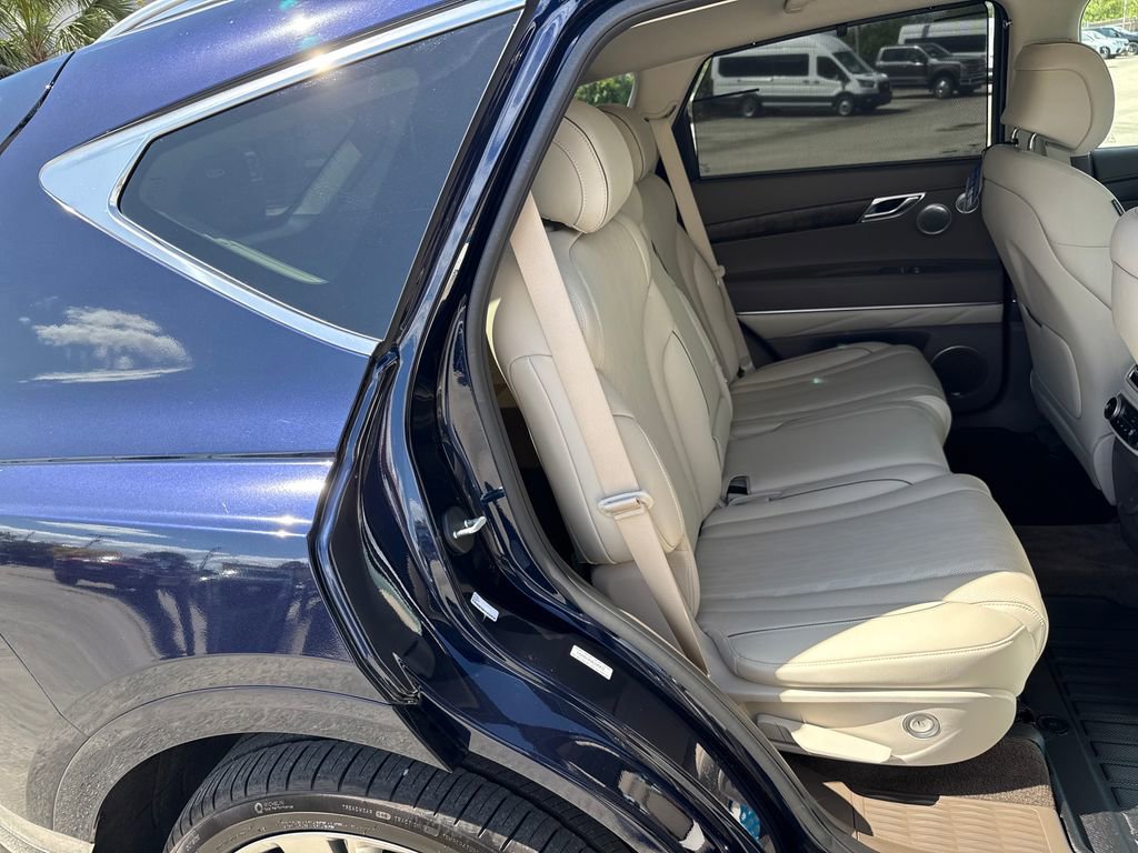 Used 2024 Genesis GV80 2.5T w/ Prestige Package image 28