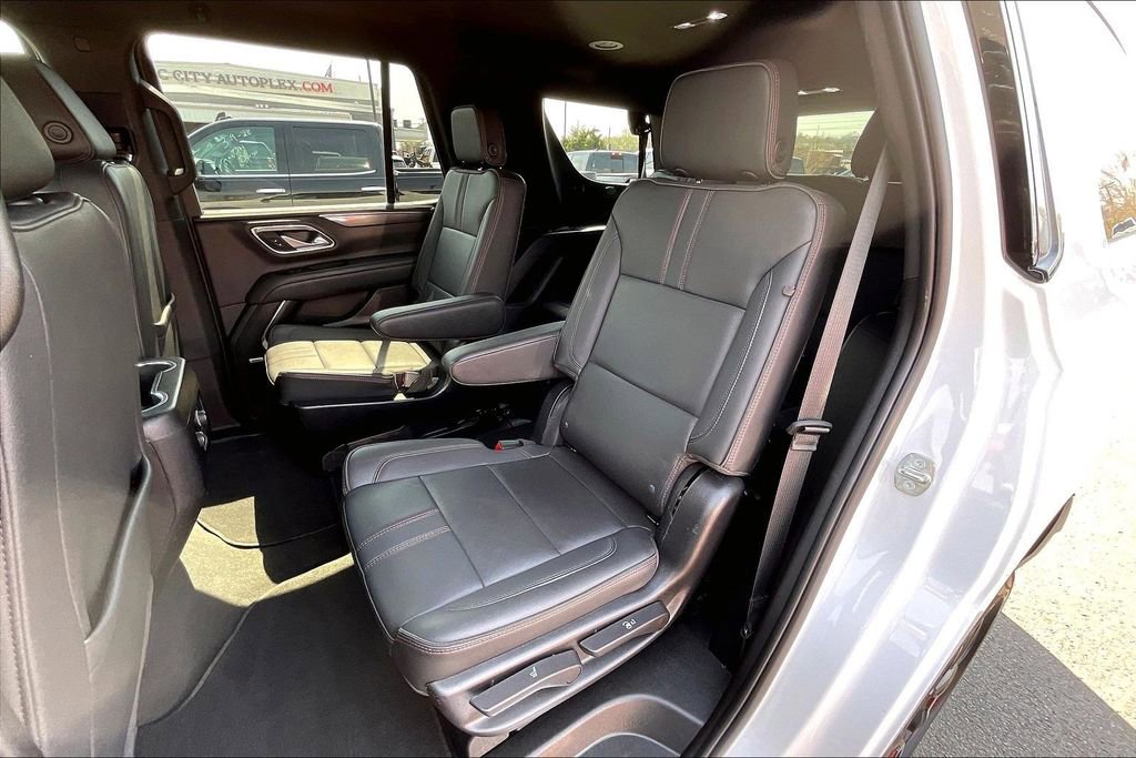 Used 2022 Chevrolet Tahoe RST w/ Sport Performance Package AWD/4WD image 24