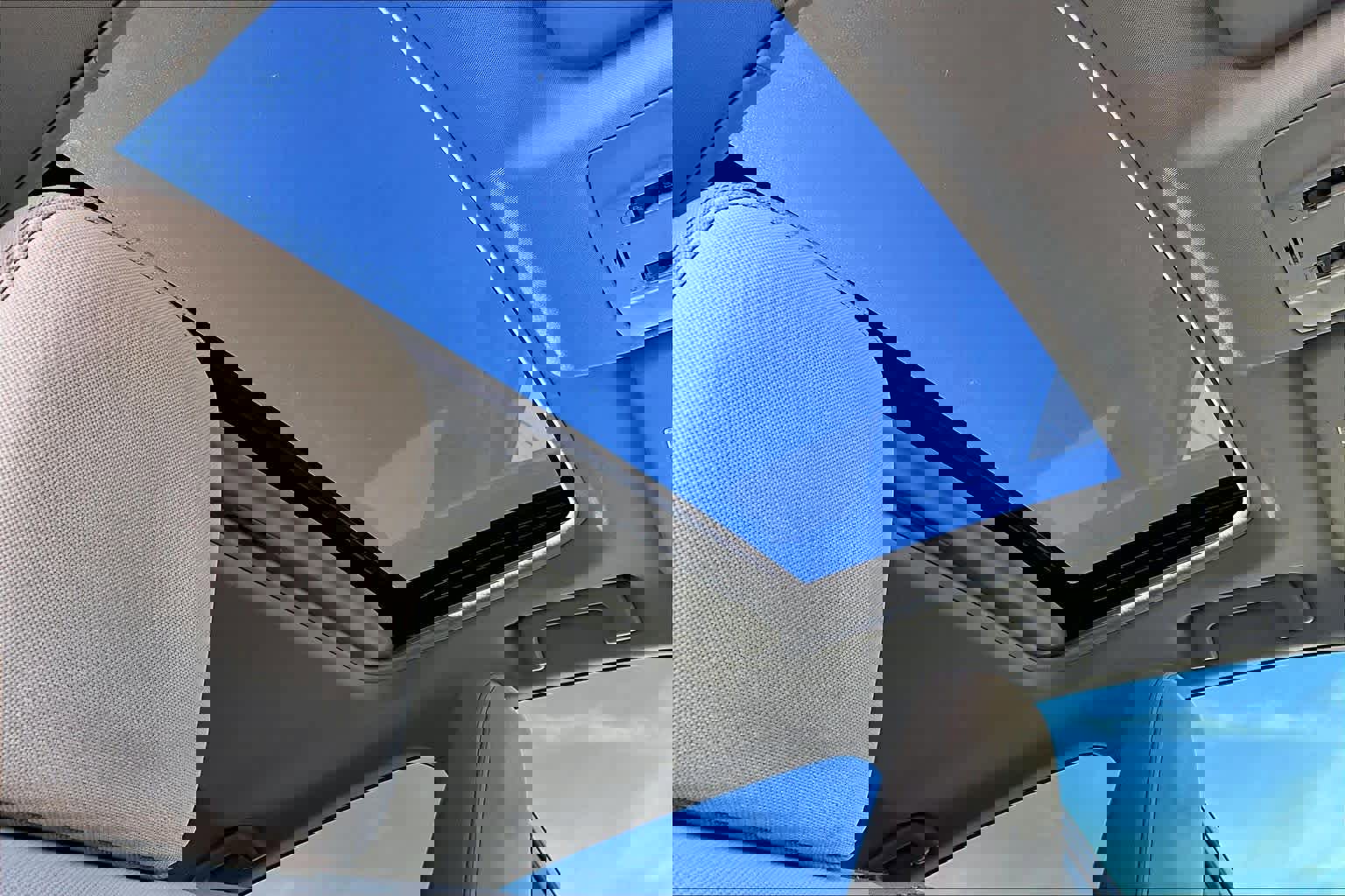 Used 2013 Toyota RAV4 XLE image 11