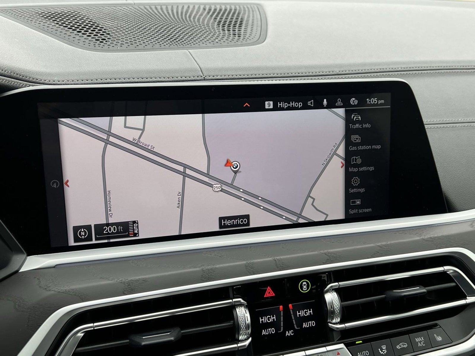 Used 2022 BMW X7 xDrive40i w/ Premium Package image 17