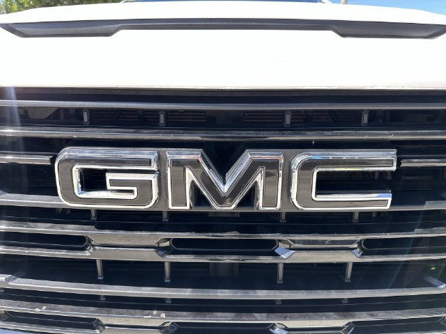 Used 2024 GMC Sierra 1500 Elevation RWD image 10