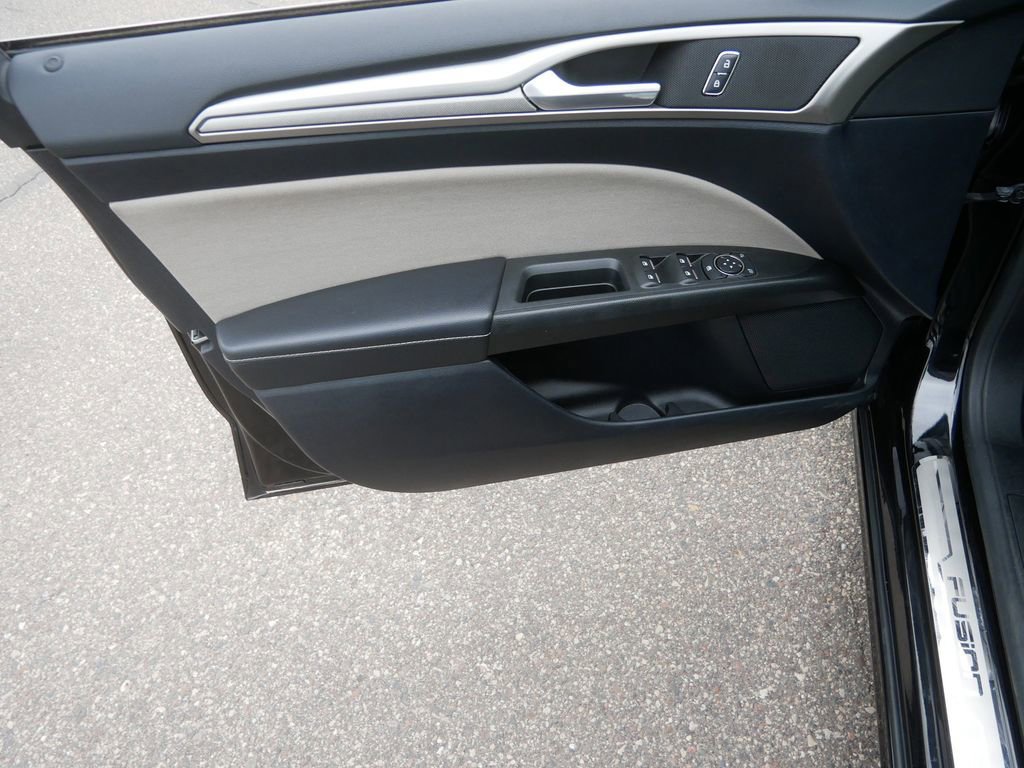 Used 2019 Ford Fusion S FWD image 11