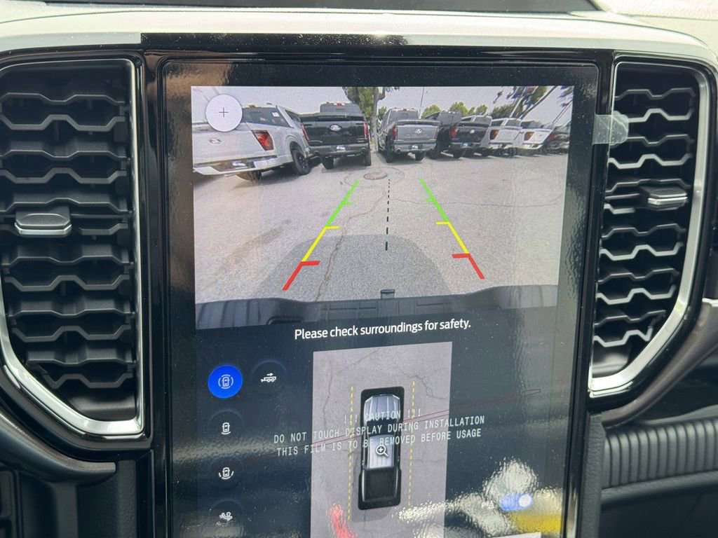 Used 2025 Ford Ranger Lariat w/ FX4 Off-Road Package image 19