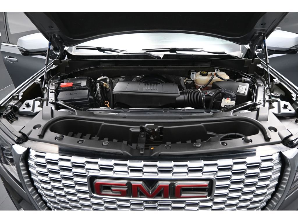 Used 2021 GMC Yukon XL Denali w/ Denali Ultimate Package AWD/4WD image 23