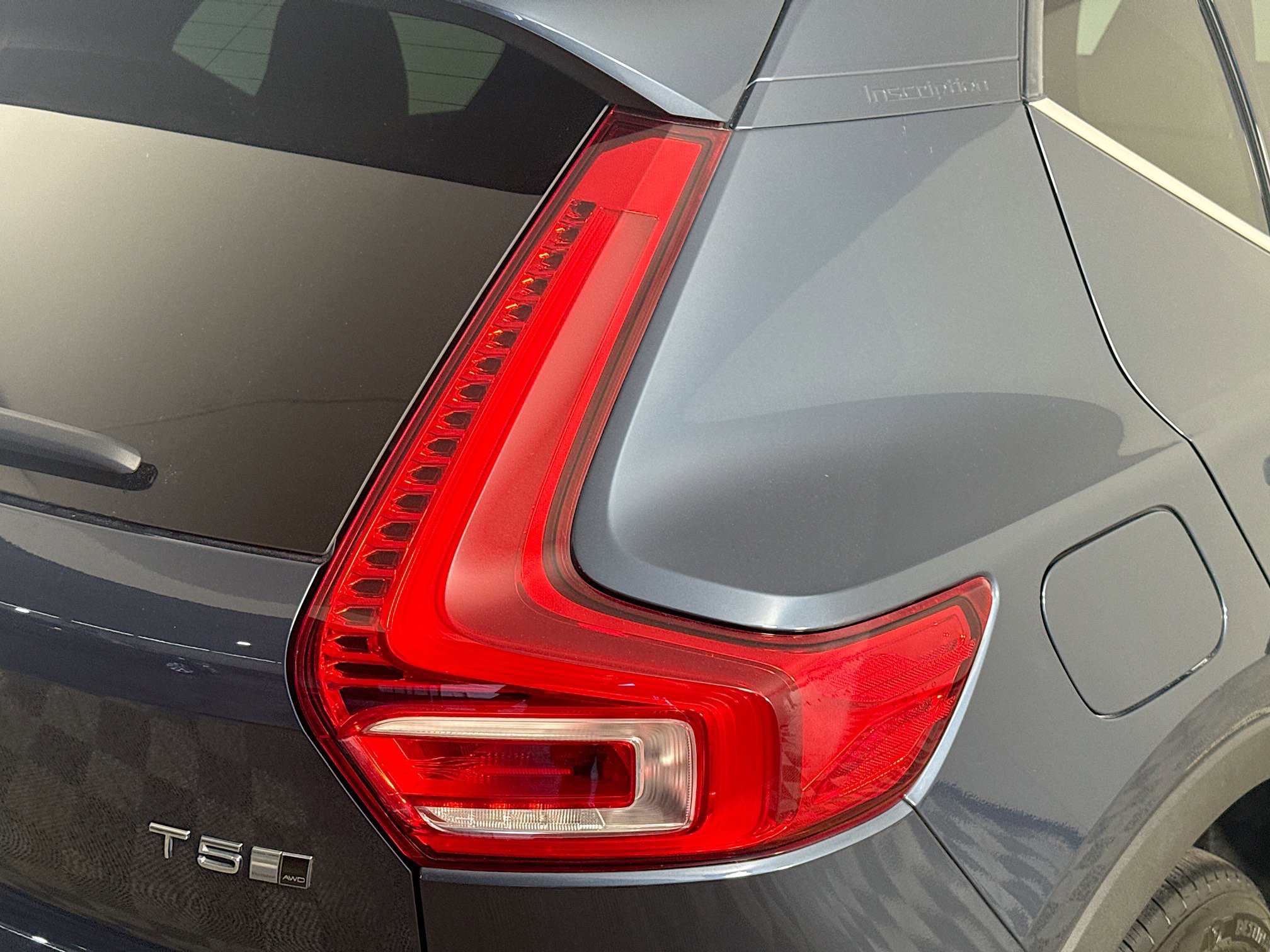 Used 2020 Volvo XC40 T5 Inscription image 34