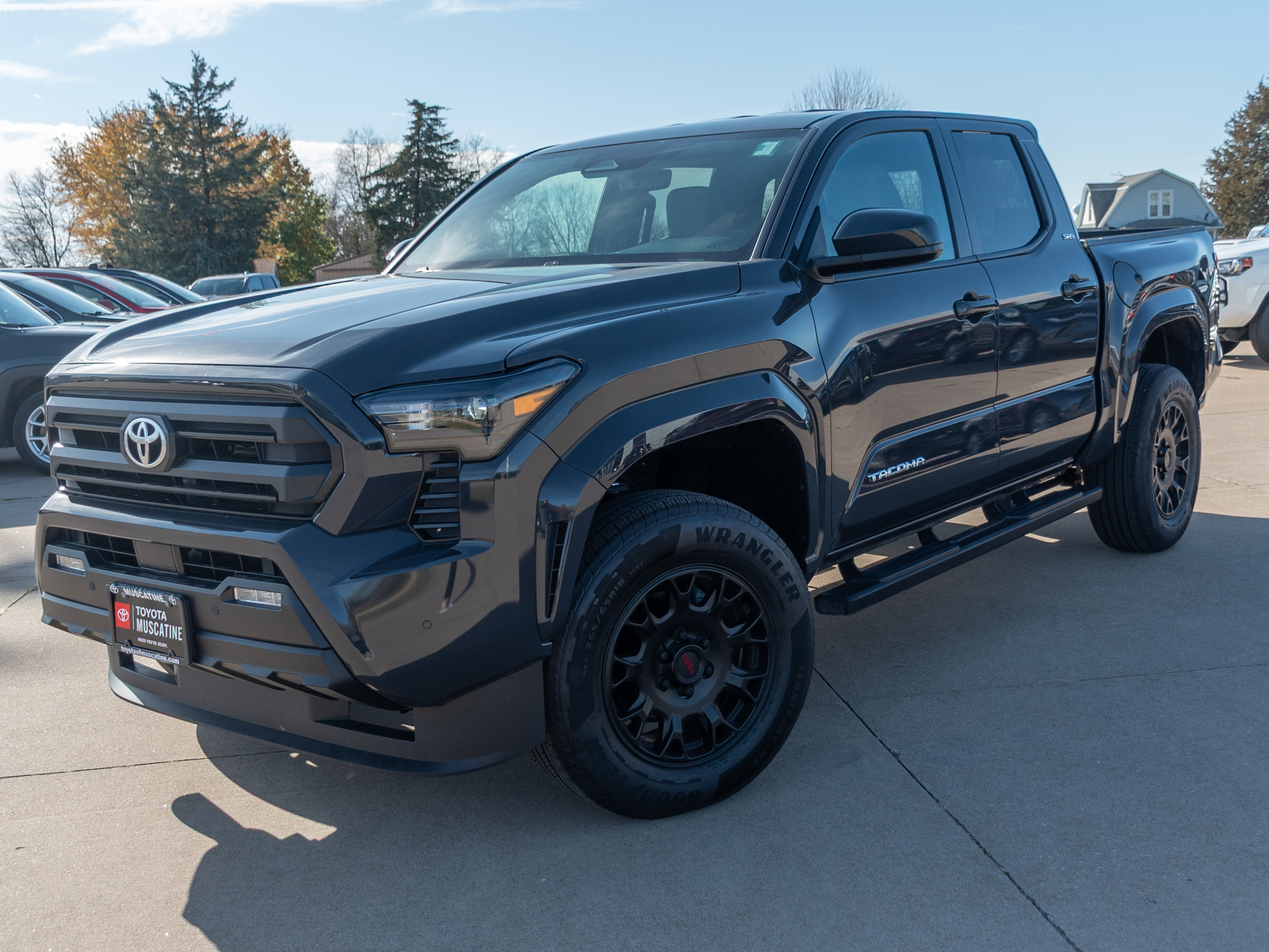 Certified 2025 Toyota Tacoma SR5 image 5