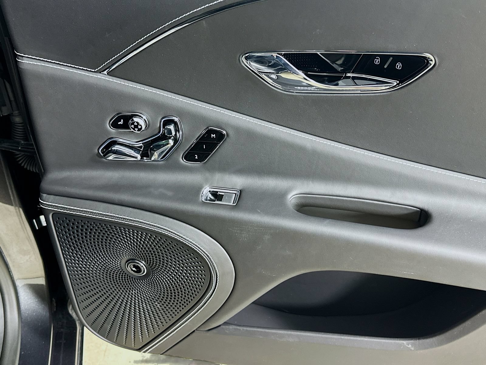 Used 2022 Bentley Flying Spur V8 AWD/4WD image 68