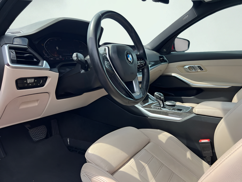 Used 2021 BMW 330i Sedan w/ Convenience Package RWD image 2