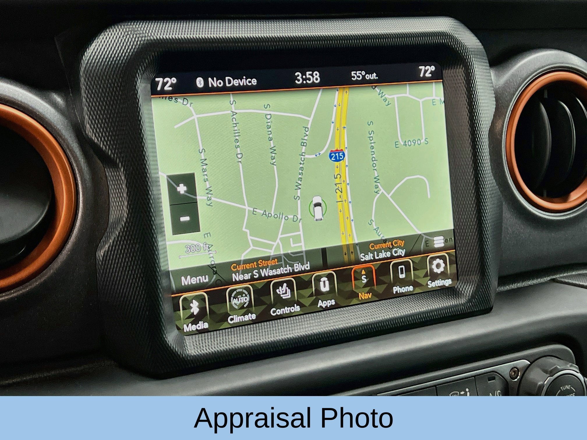 Used 2023 Jeep Gladiator Mojave w/ Cold Weather Group AWD/4WD image 15