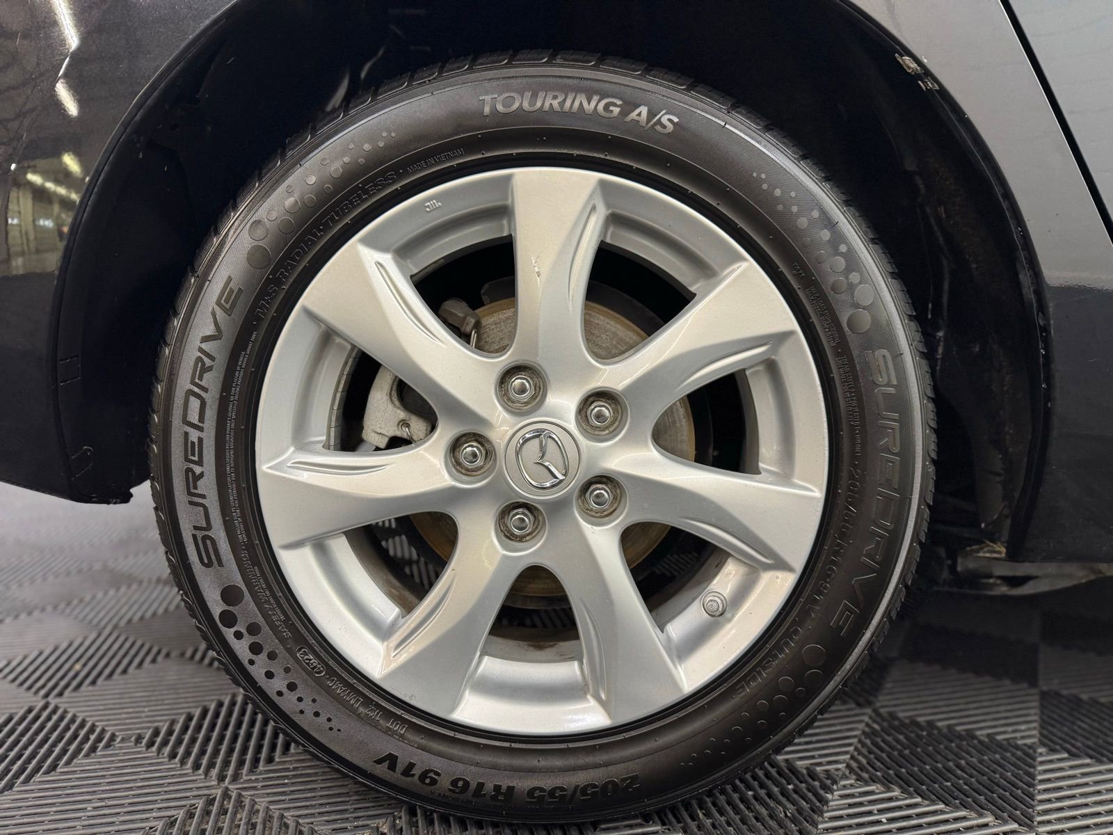 Used 2010 MAZDA MAZDA3 i Touring image 6