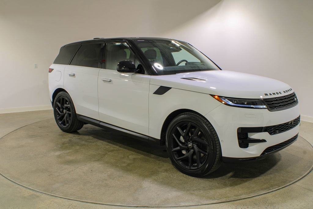 Used 2024 Land Rover Range Rover Sport SE AWD/4WD image 7