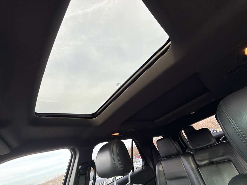 Used 2013 Ford Explorer Limited image 18