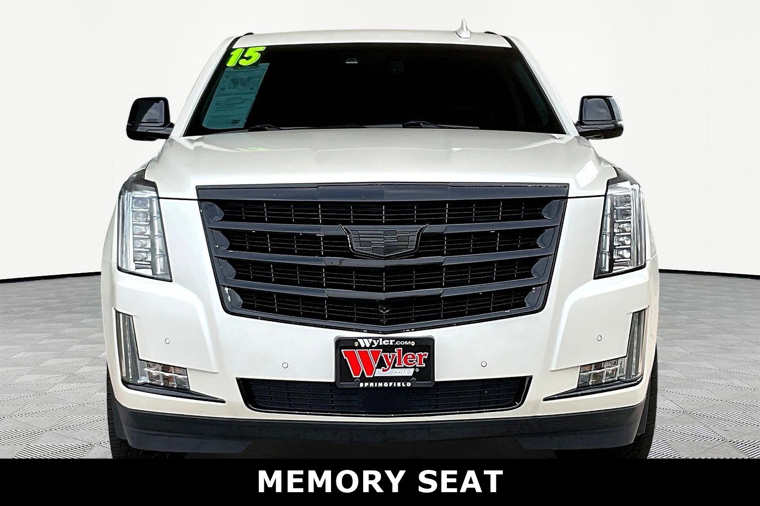 Used 2015 Cadillac Escalade ESV Premium image 2
