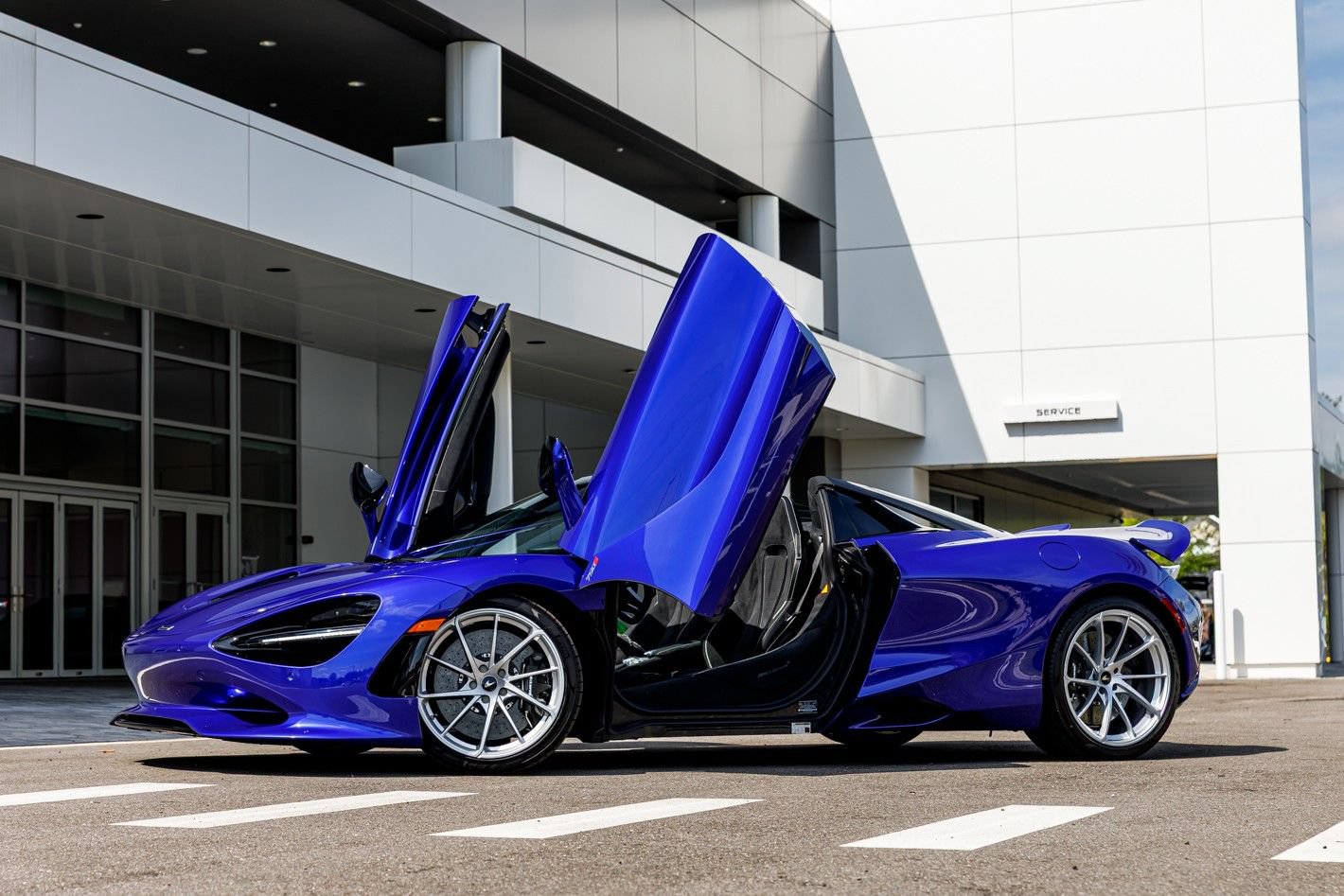New 2026 McLaren 750S Spider RWD image 9