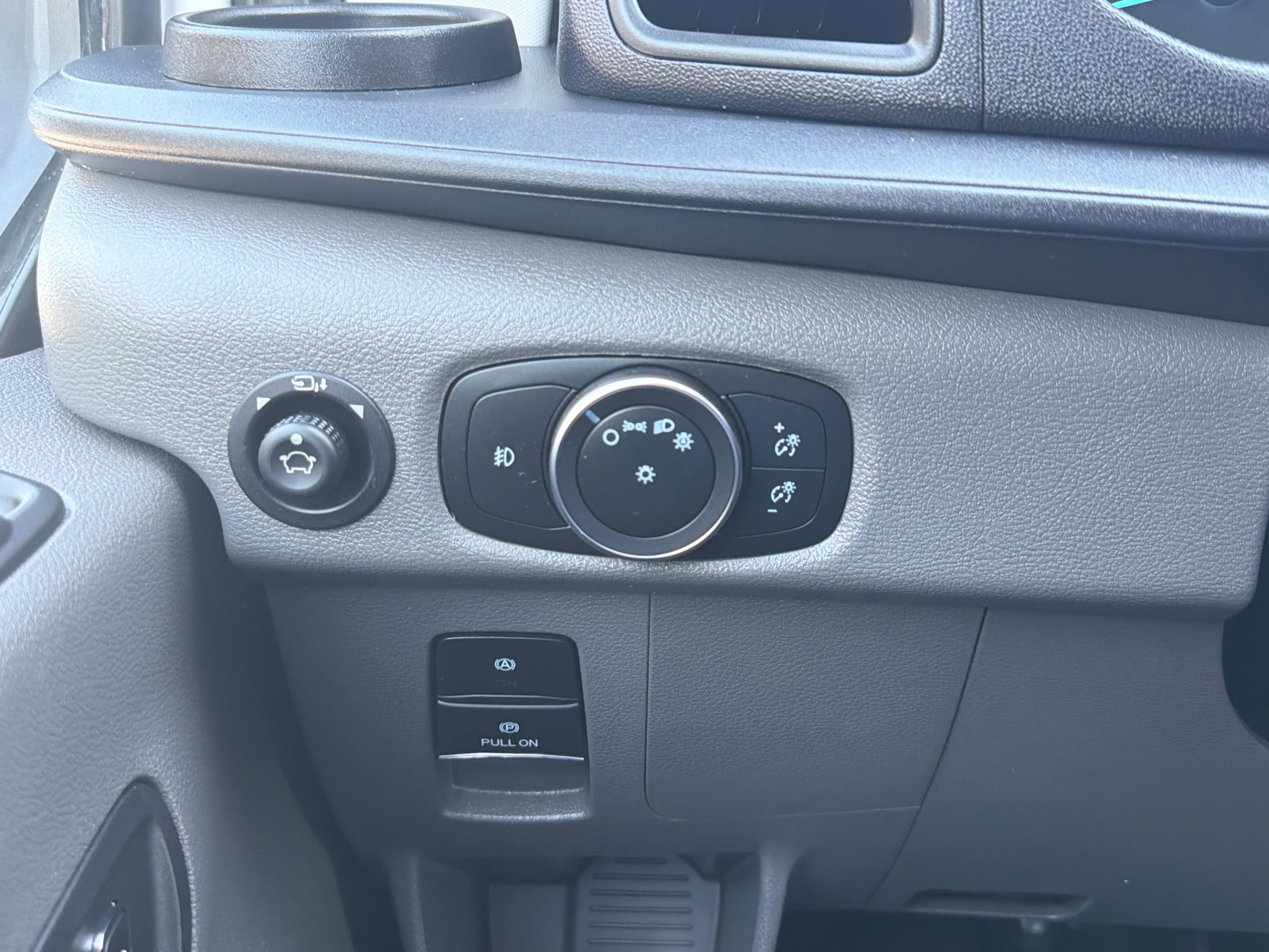 Used 2024 Ford Transit 350 XLT RWD image 15