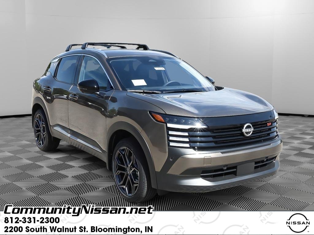 New 2026 Nissan Kicks SR w/ Cold Weather Package