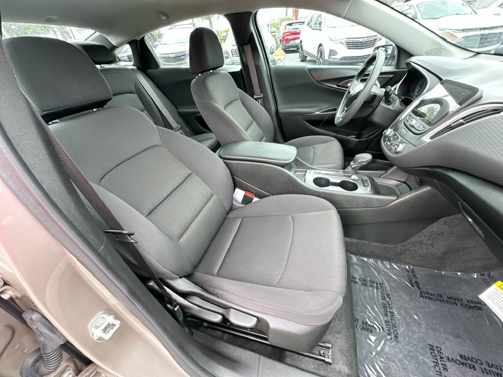 Certified 2024 Chevrolet Malibu LS FWD image 25