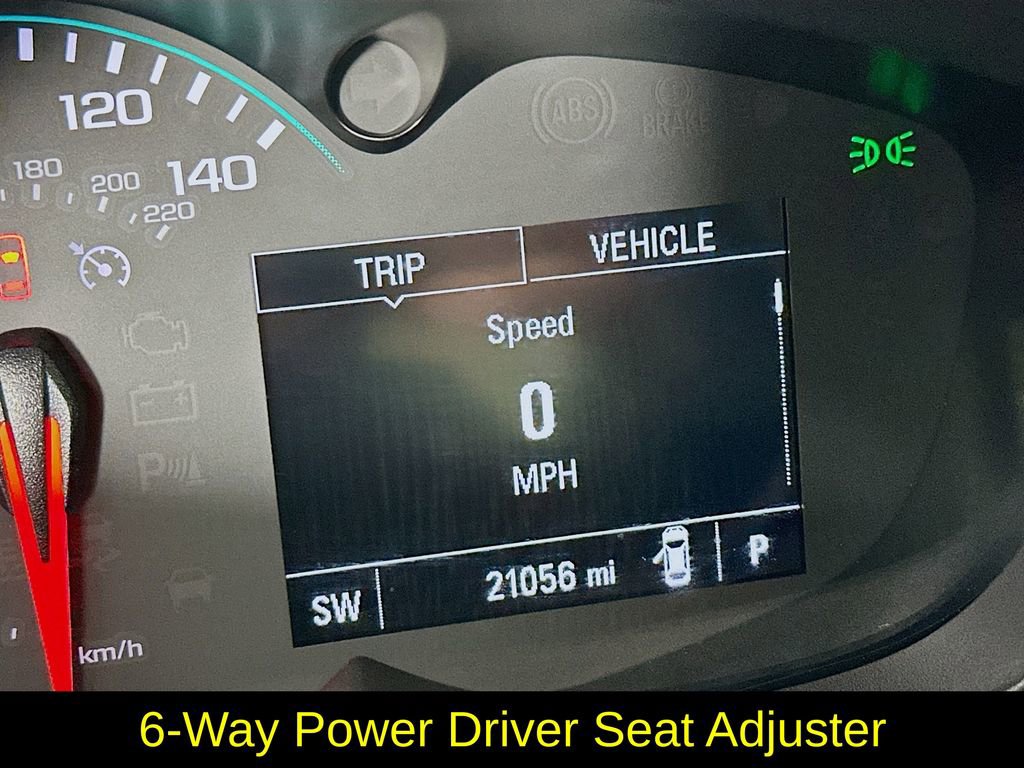 Used 2022 Chevrolet Trax LT w/ LT Convenience Package image 17