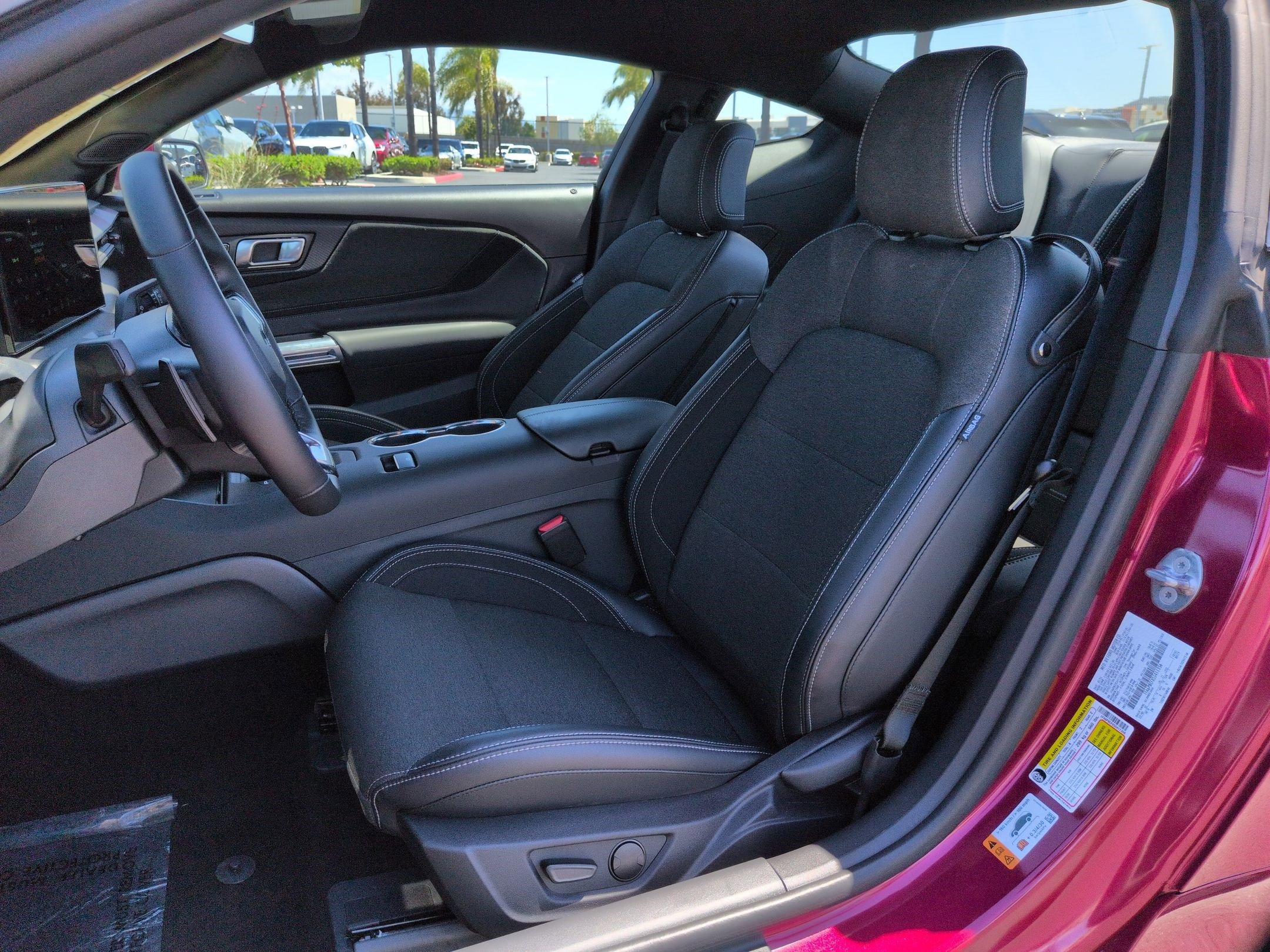 Used 2025 Ford Mustang GT RWD image 16