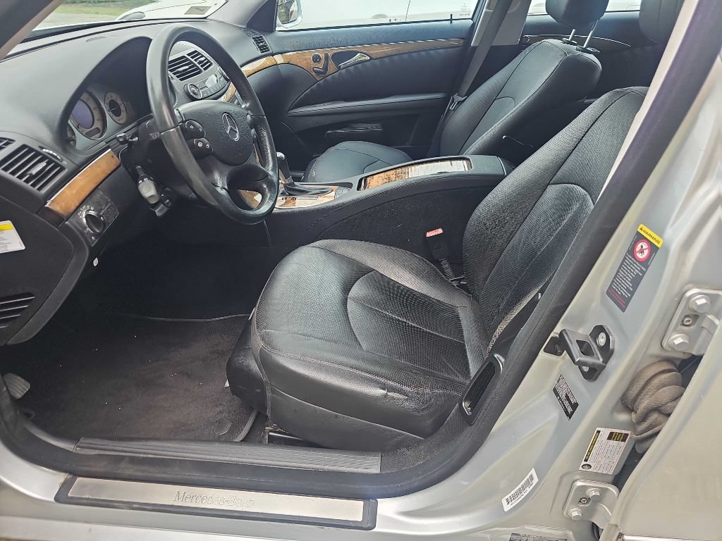 Used 2008 Mercedes-Benz E 550 Sedan image 8