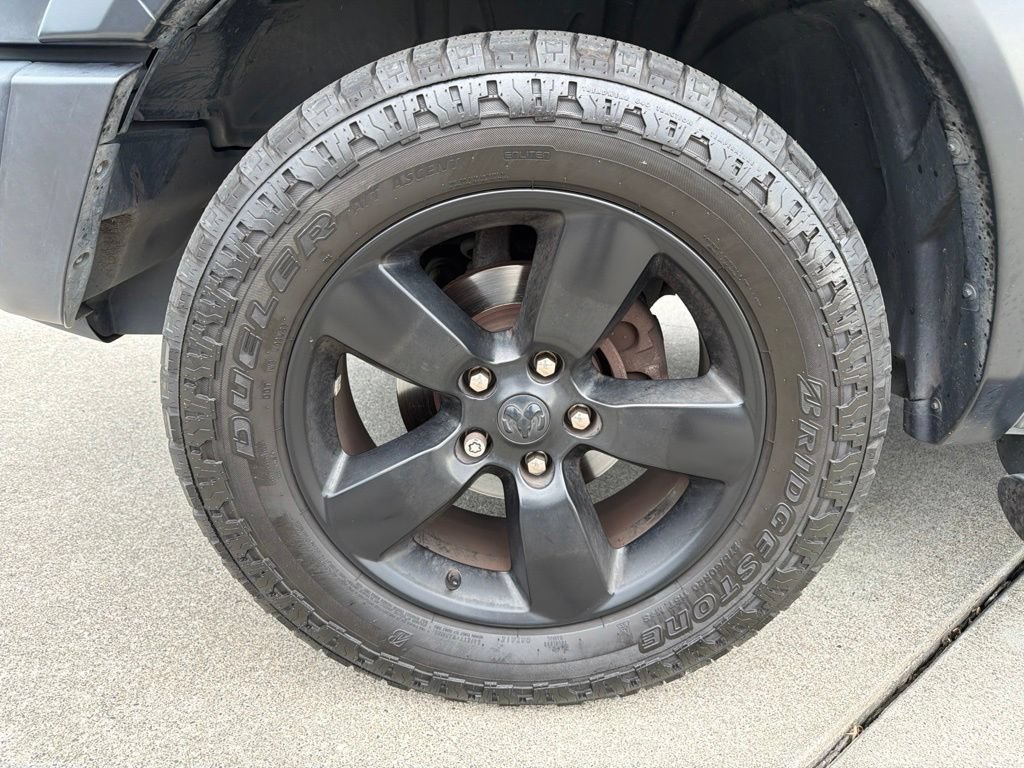 Used 2019 RAM 1500 Warlock AWD/4WD image 32