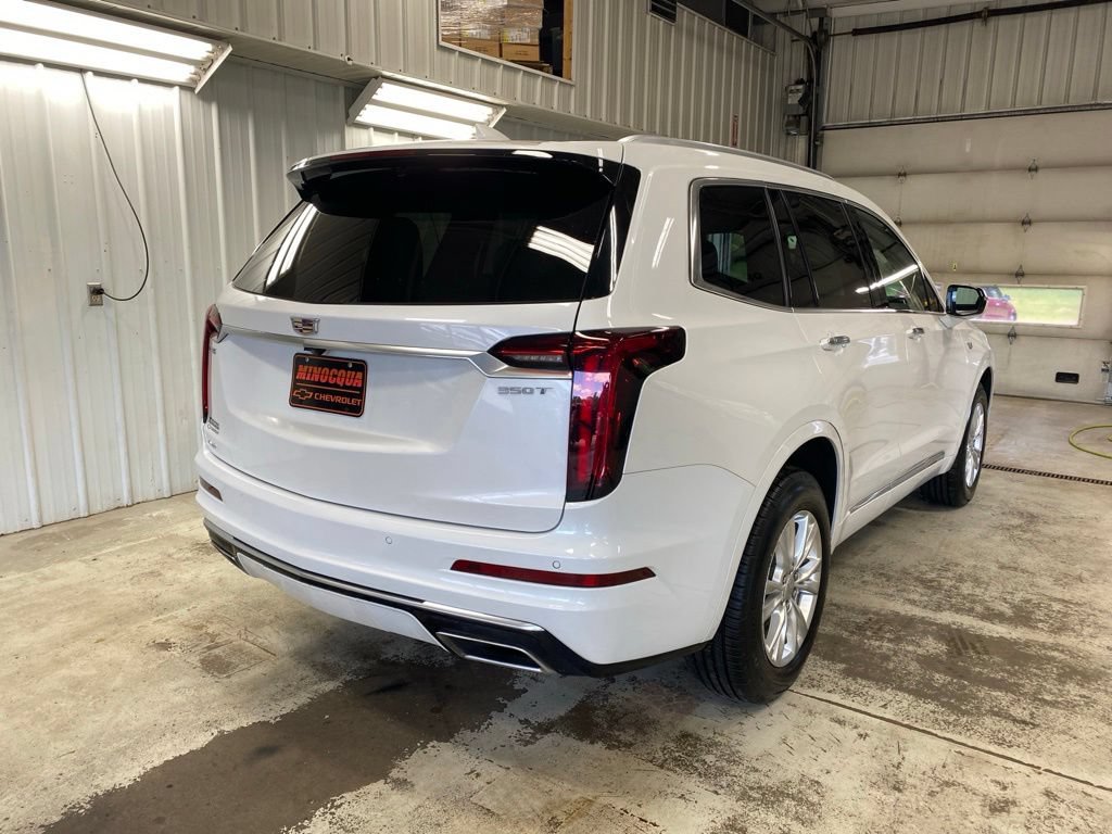 Used 2024 Cadillac XT6 Luxury w/ LPO, Floor Liner Package AWD/4WD image 7