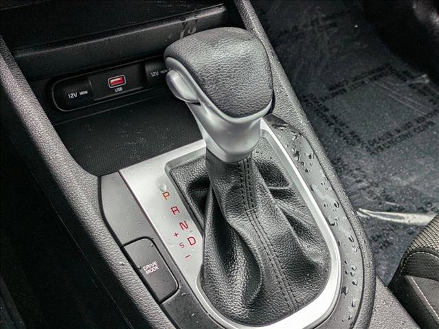 Used 2023 Kia Forte LXS w/ LXS Technology Package image 11