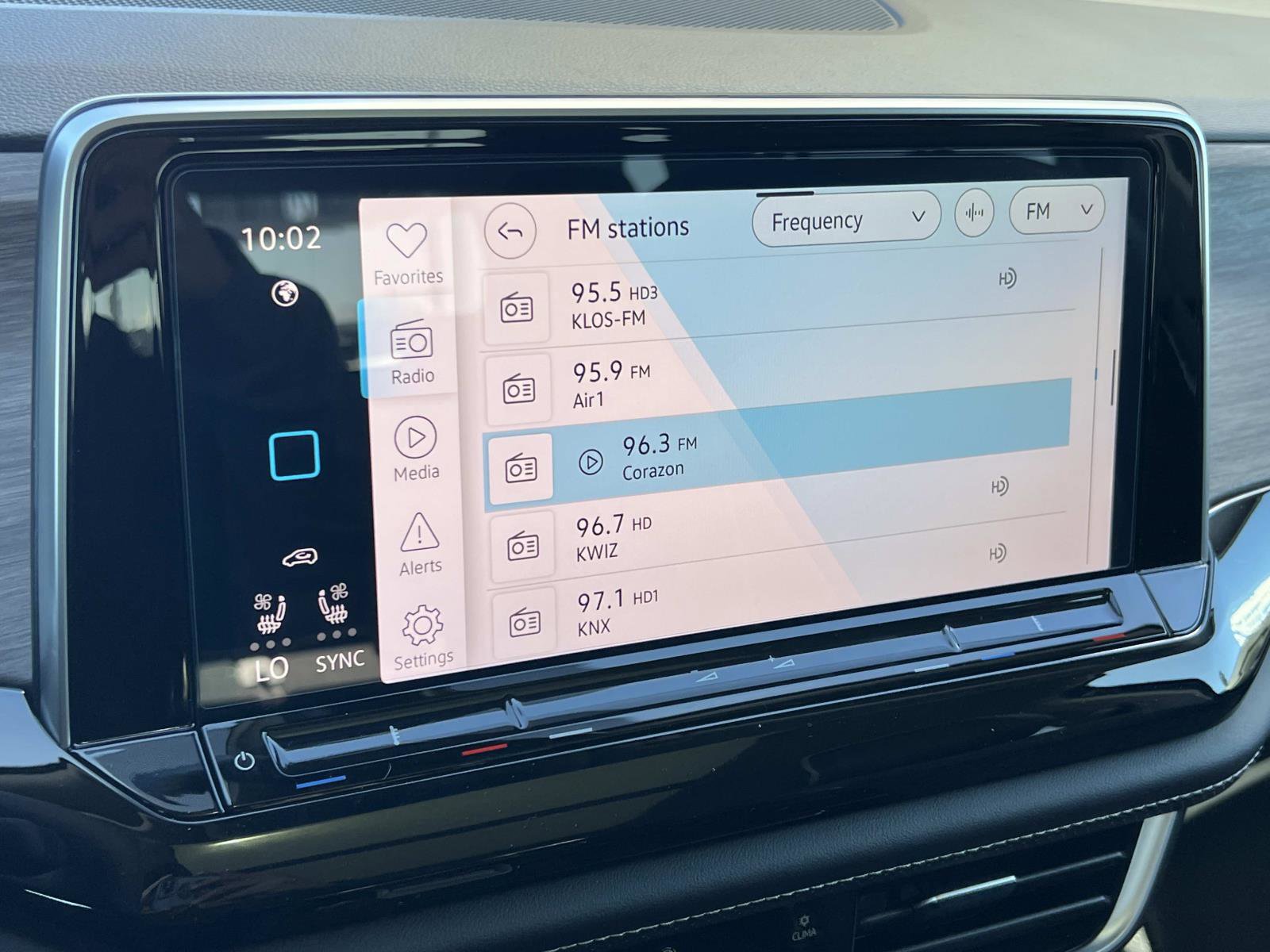 New 2026 Volkswagen Atlas SEL Premium R-Line image 15