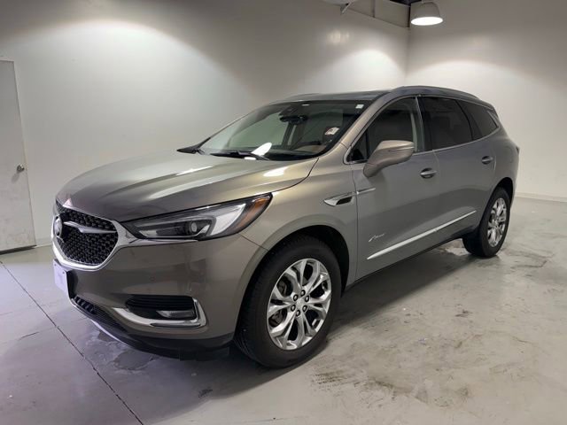 Used 2018 Buick Enclave Avenir w/ Avenir Technology Package FWD image 3