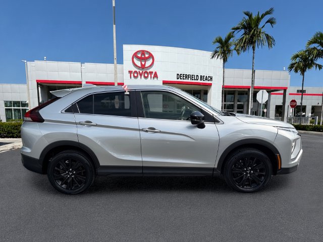 Used 2024 Mitsubishi Eclipse Cross LE AWD/4WD image 6