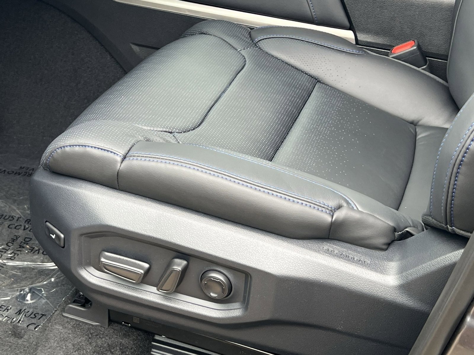 New 2026 Toyota Tundra Platinum image 8