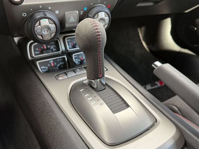 Used 2015 Chevrolet Camaro ZL1 RWD image 21