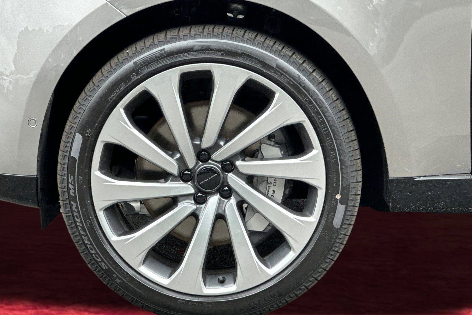 New 2026 Land Rover Range Rover SE AWD/4WD image 10