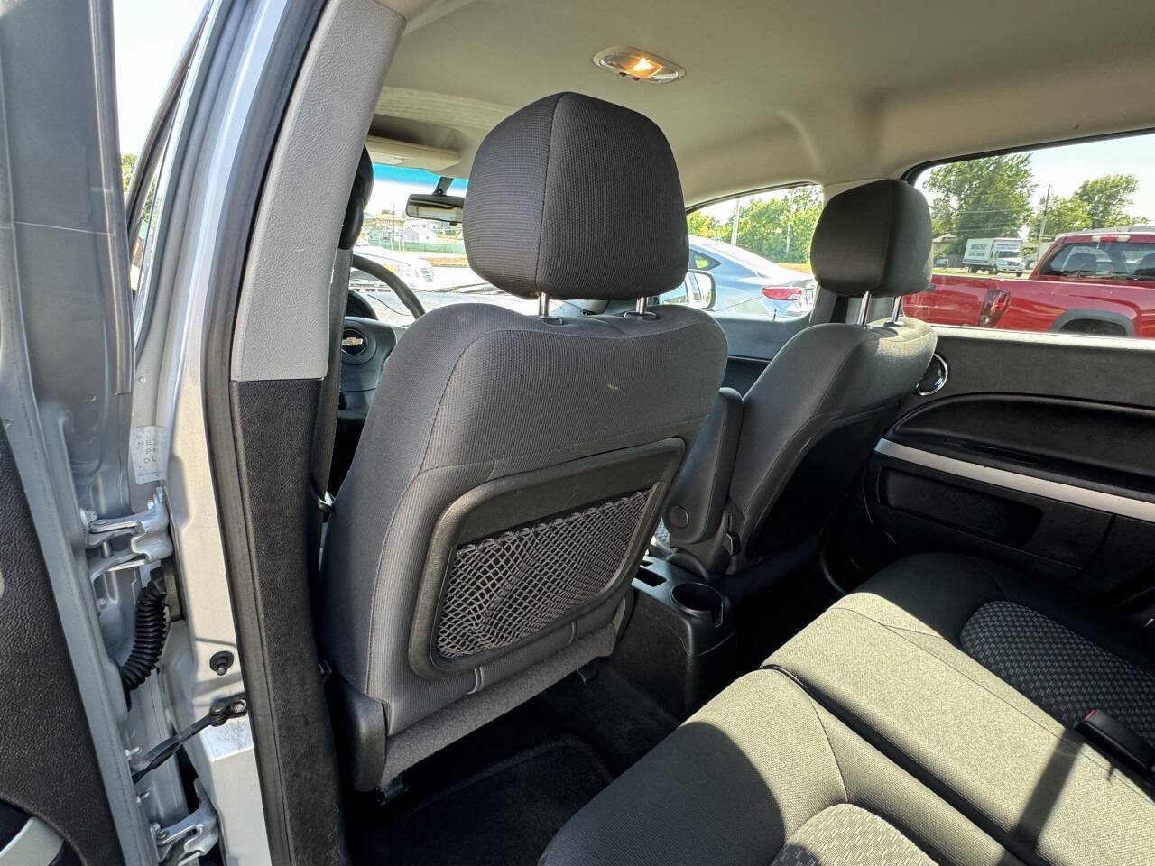 Used 2010 Chevrolet HHR LT FWD image 27
