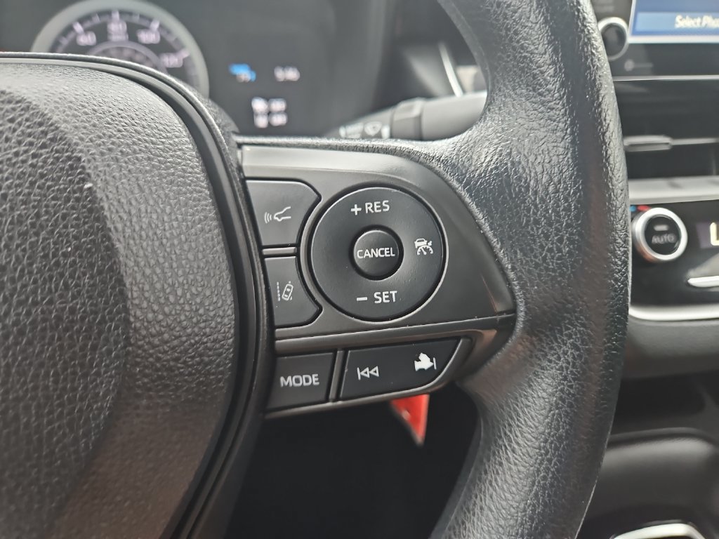 Certified 2022 Toyota Corolla LE FWD image 23