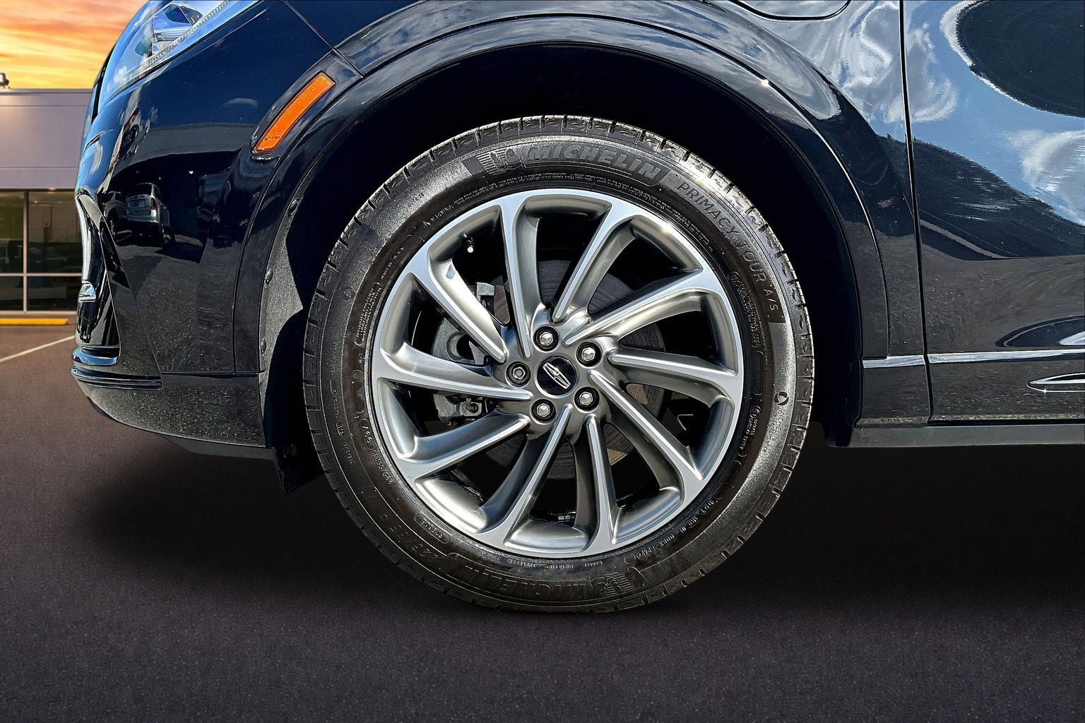 Used 2024 Lincoln Corsair Grand Touring AWD/4WD image 9