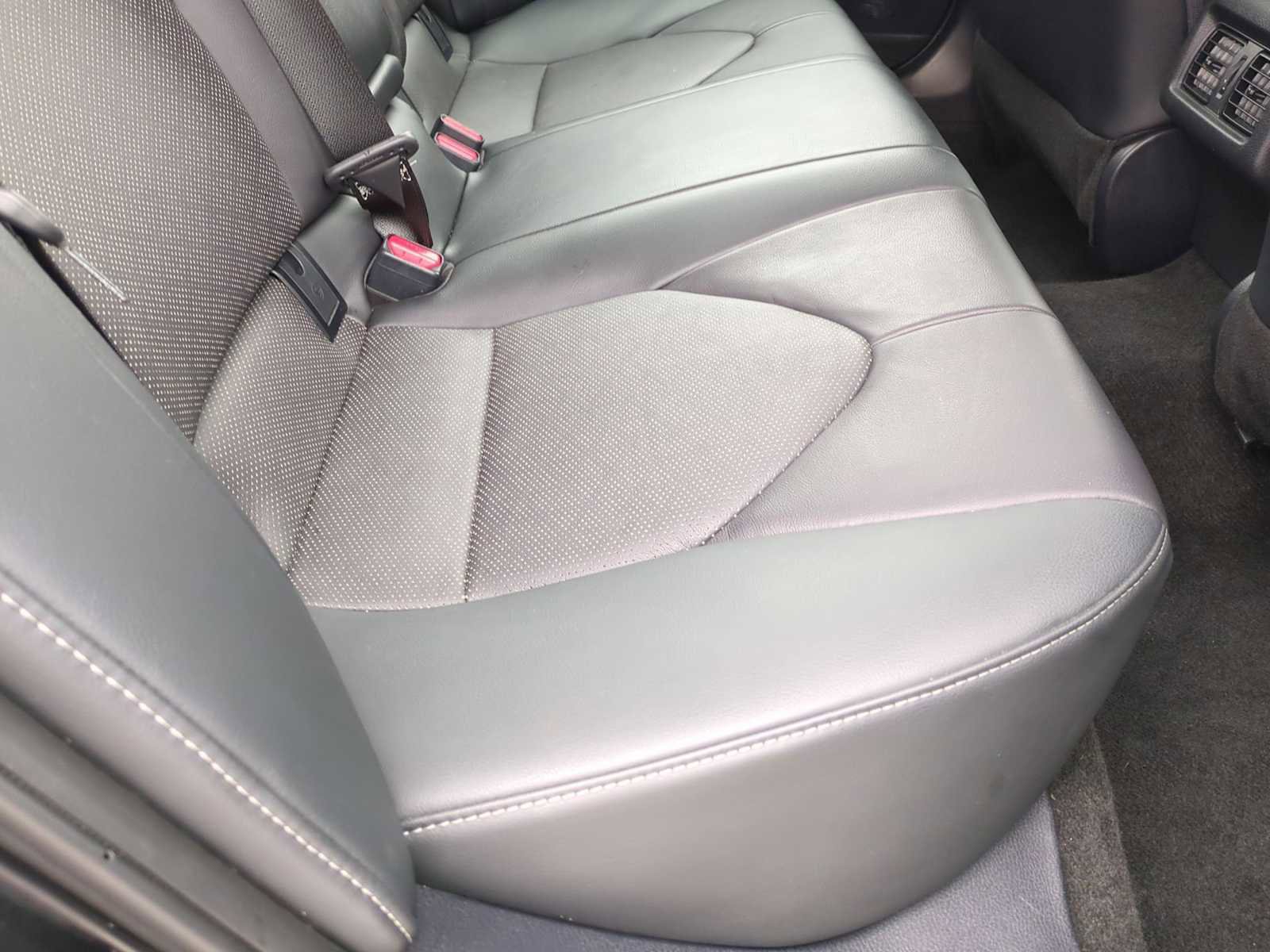 Used 2024 Toyota Camry XSE FWD image 27