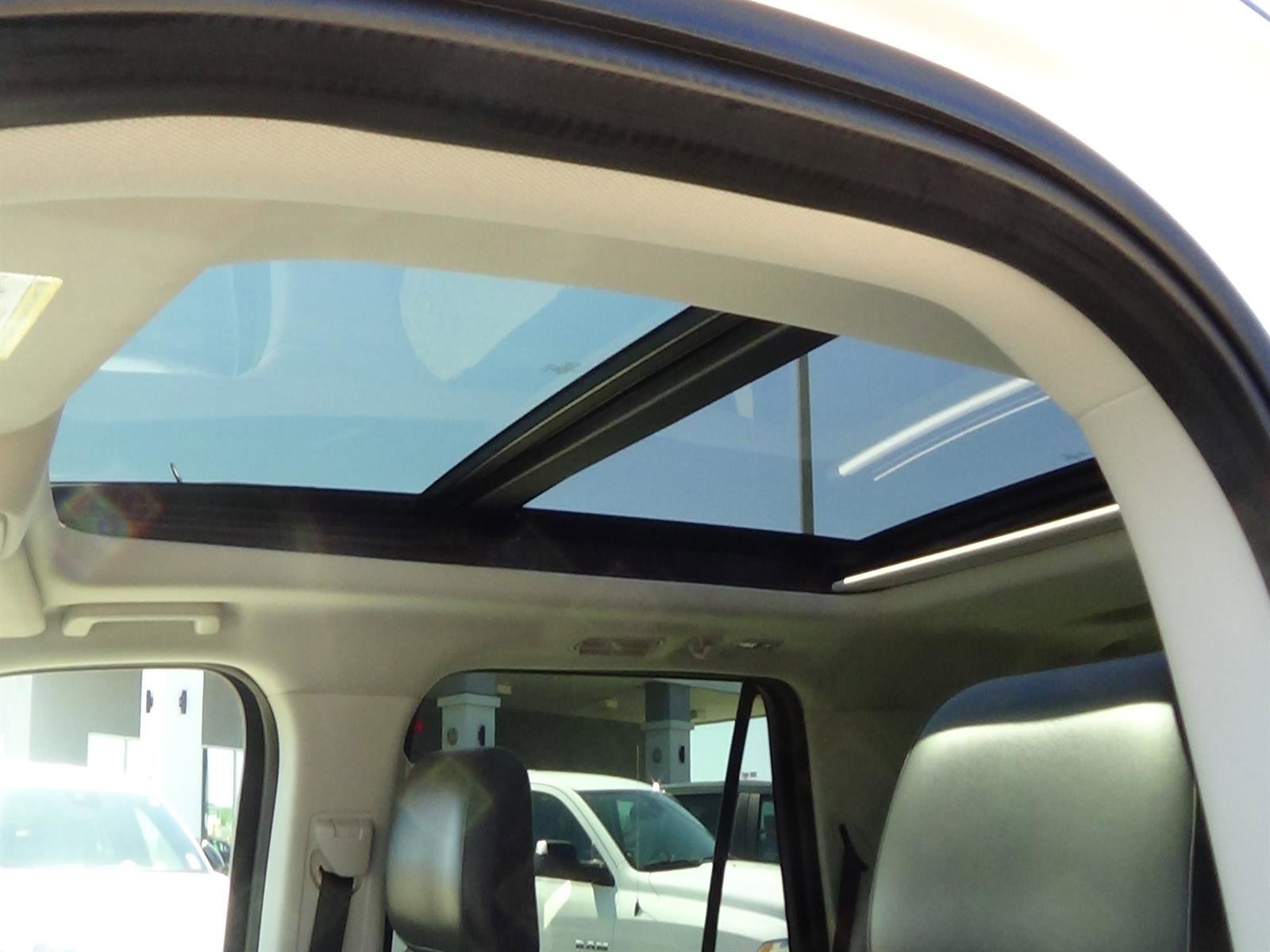Used 2025 Ford Expedition Active AWD/4WD image 24