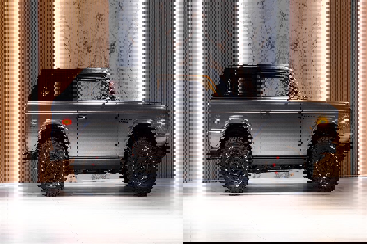 Used 2024 Ford Bronco Black Diamond image 5