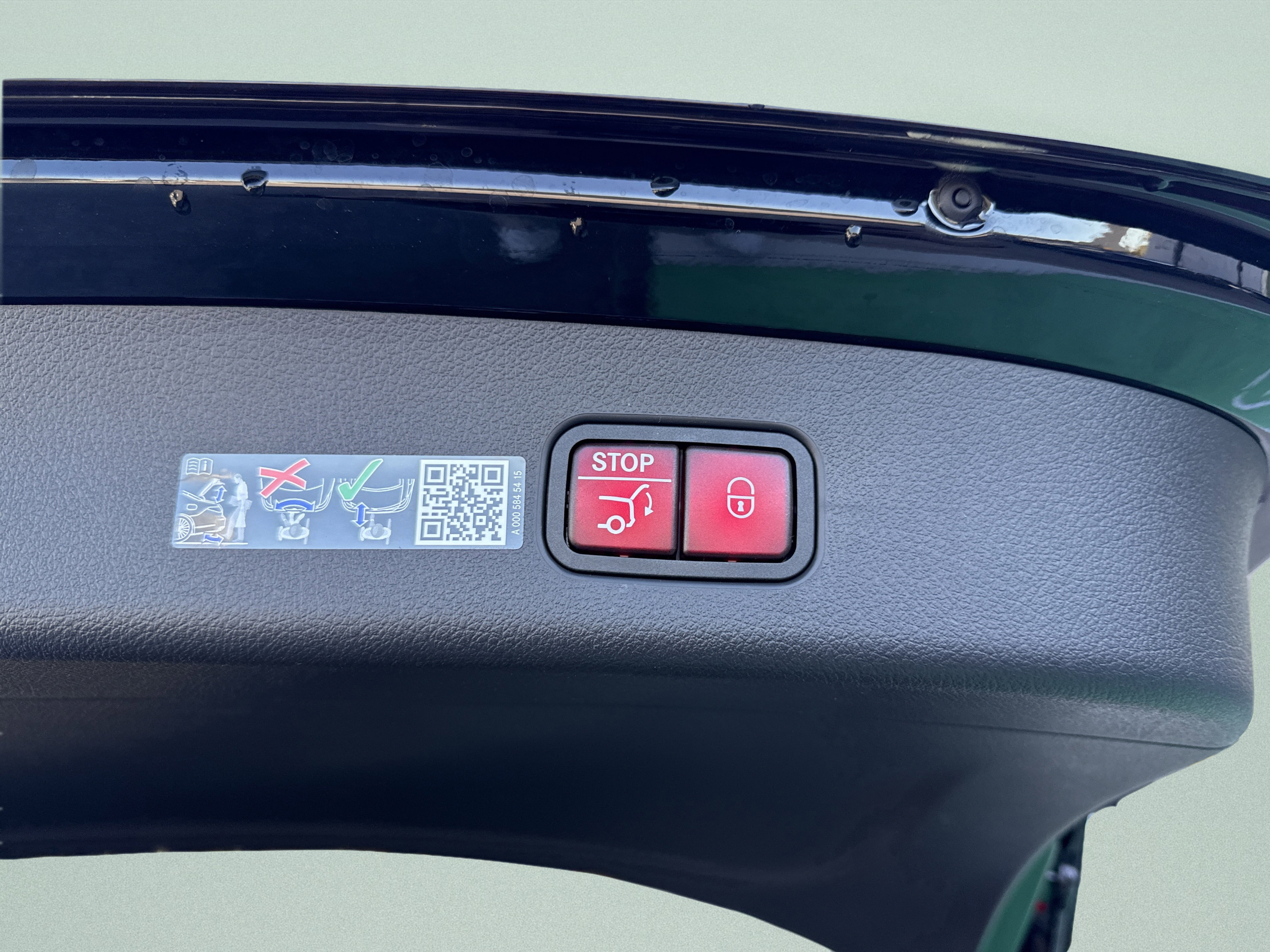 Certified 2026 Mercedes-Benz GLC 300 image 18